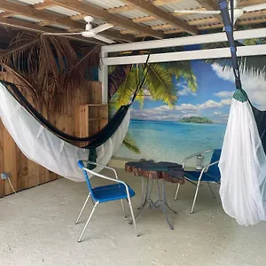 Les Hamacs Aux Saintes Bis Tente de luxe Terre-De-Haut